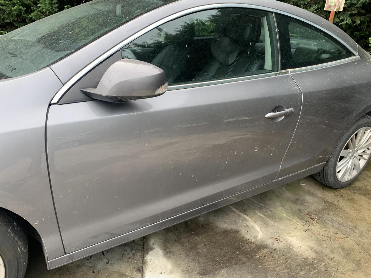 Porta frente esquerda RENAULT Laguna Coupé (DT0/1)