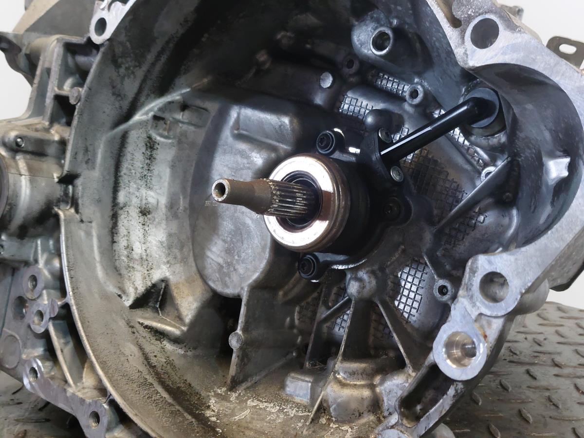 Caixa de velocidades manual PEUGEOT 308 SW II Imagem-3