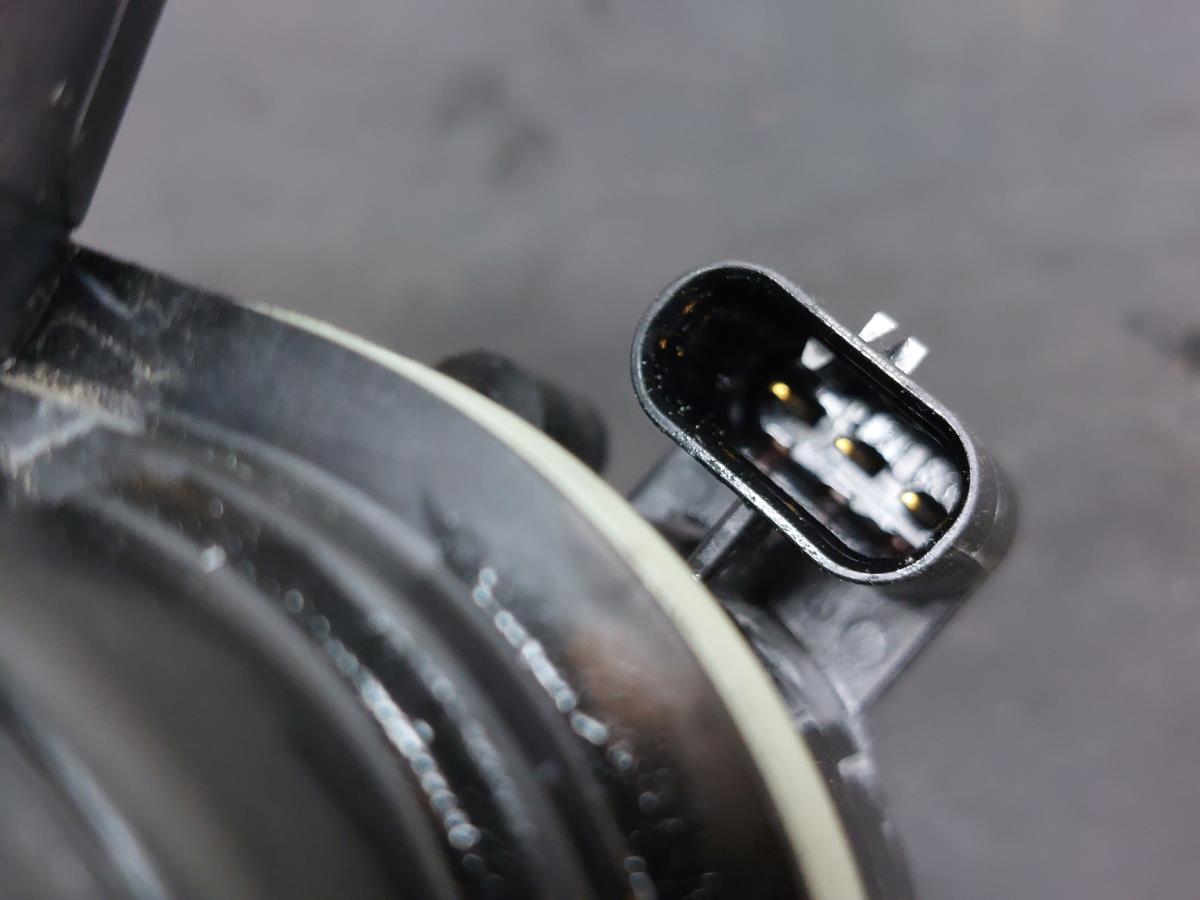 Bomba de agua AUDI A4 Avant (8K5, B8) Imagem-4