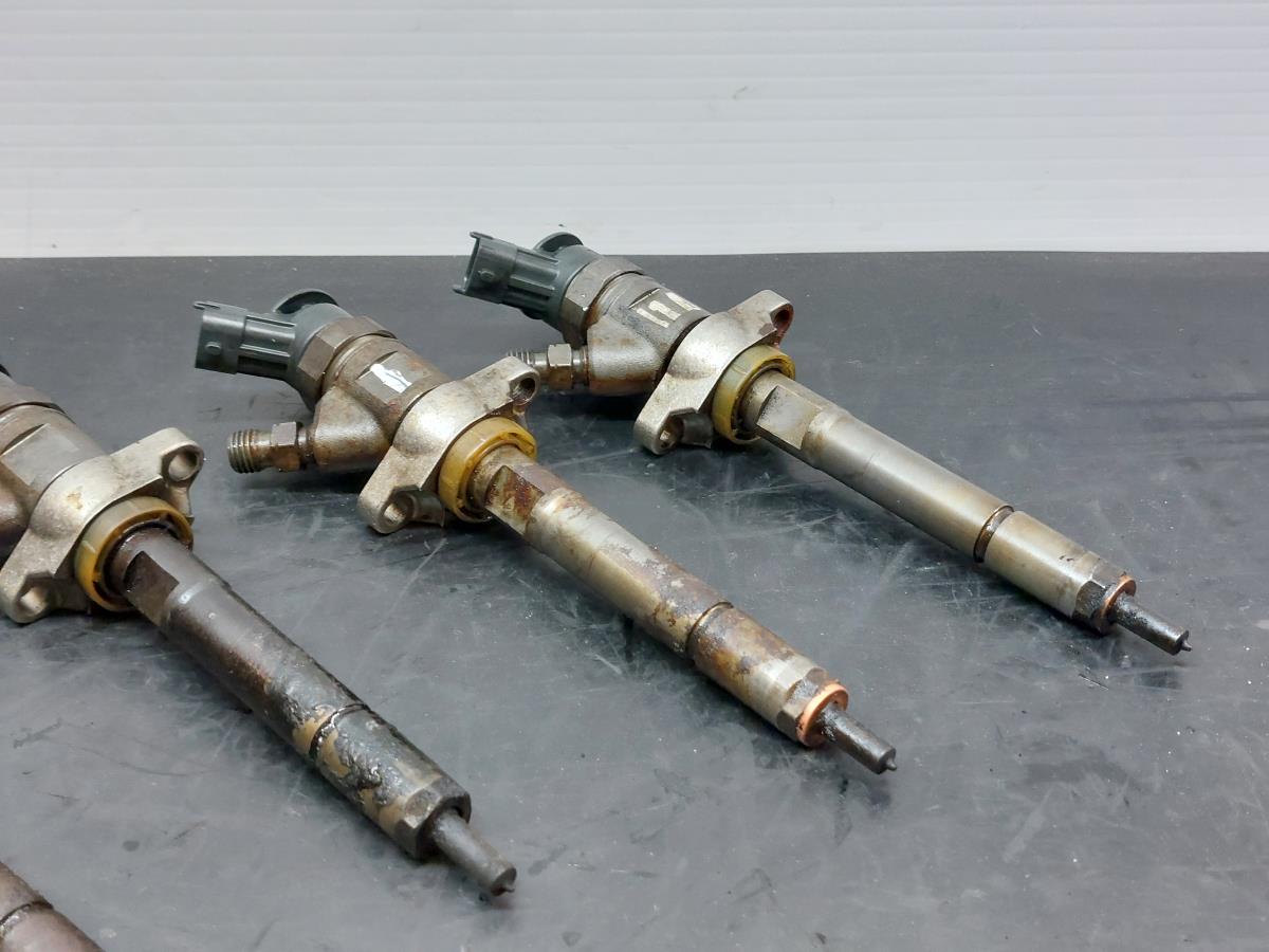 Injector PEUGEOT Expert (VF3A_, VF3U_, VF3X_) Imagem-3