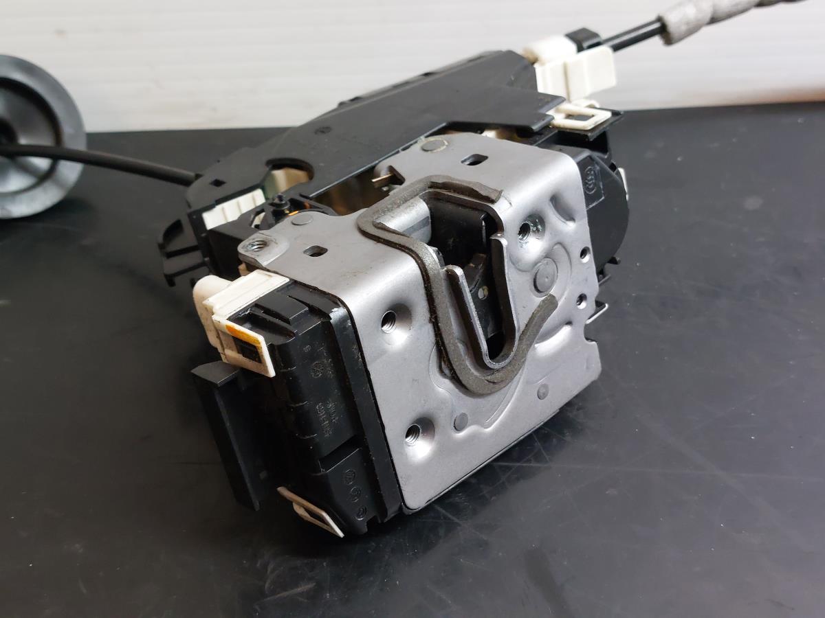 Cerradura / cierre puerta delantero izquierdo MERCEDES-BENZ Classe E Cabriolet (A207) Imagem-4