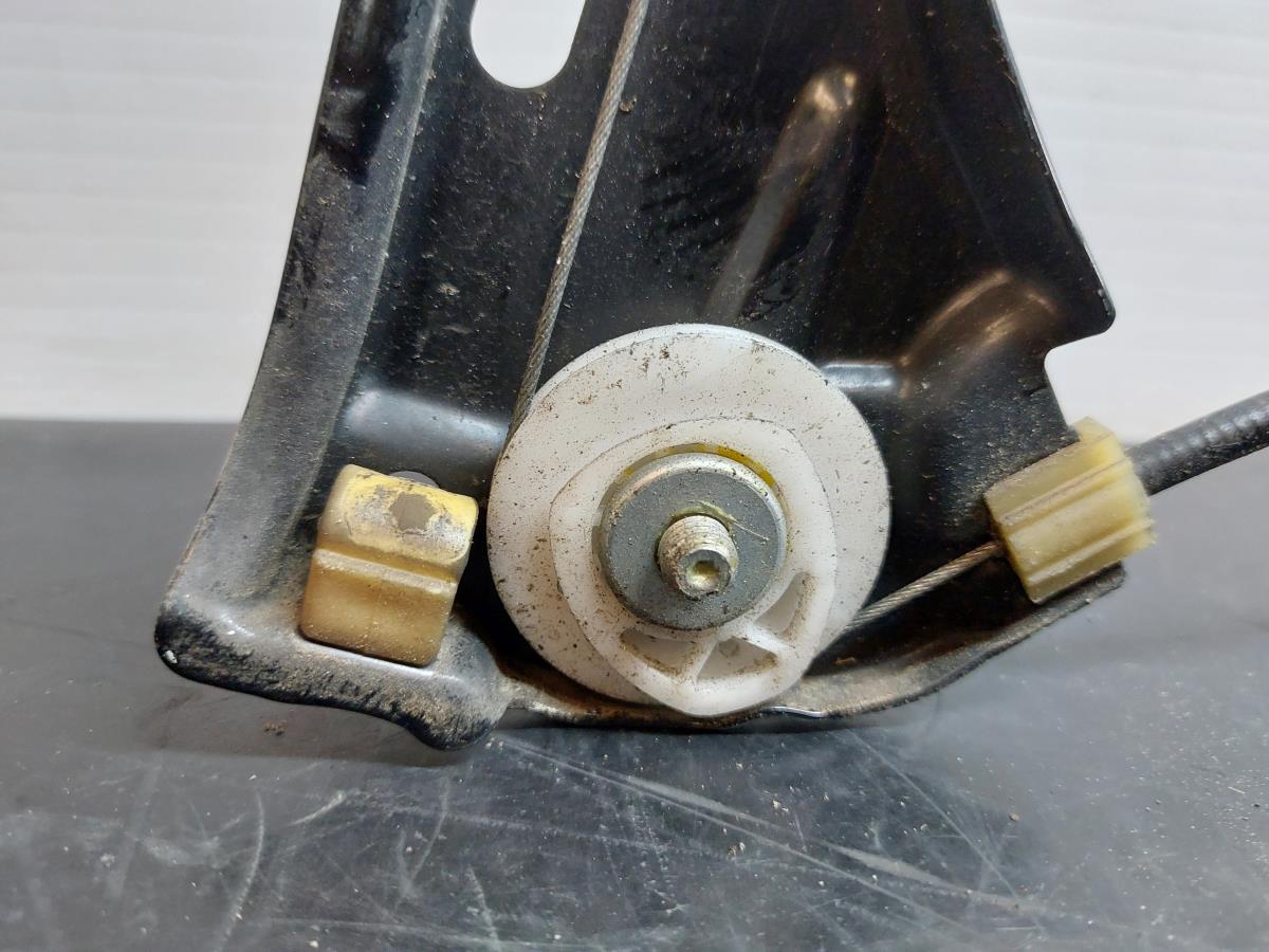 Lève-vitre avant gauche MERCEDES-BENZ Classe E Cabriolet (A207) Imagem-2