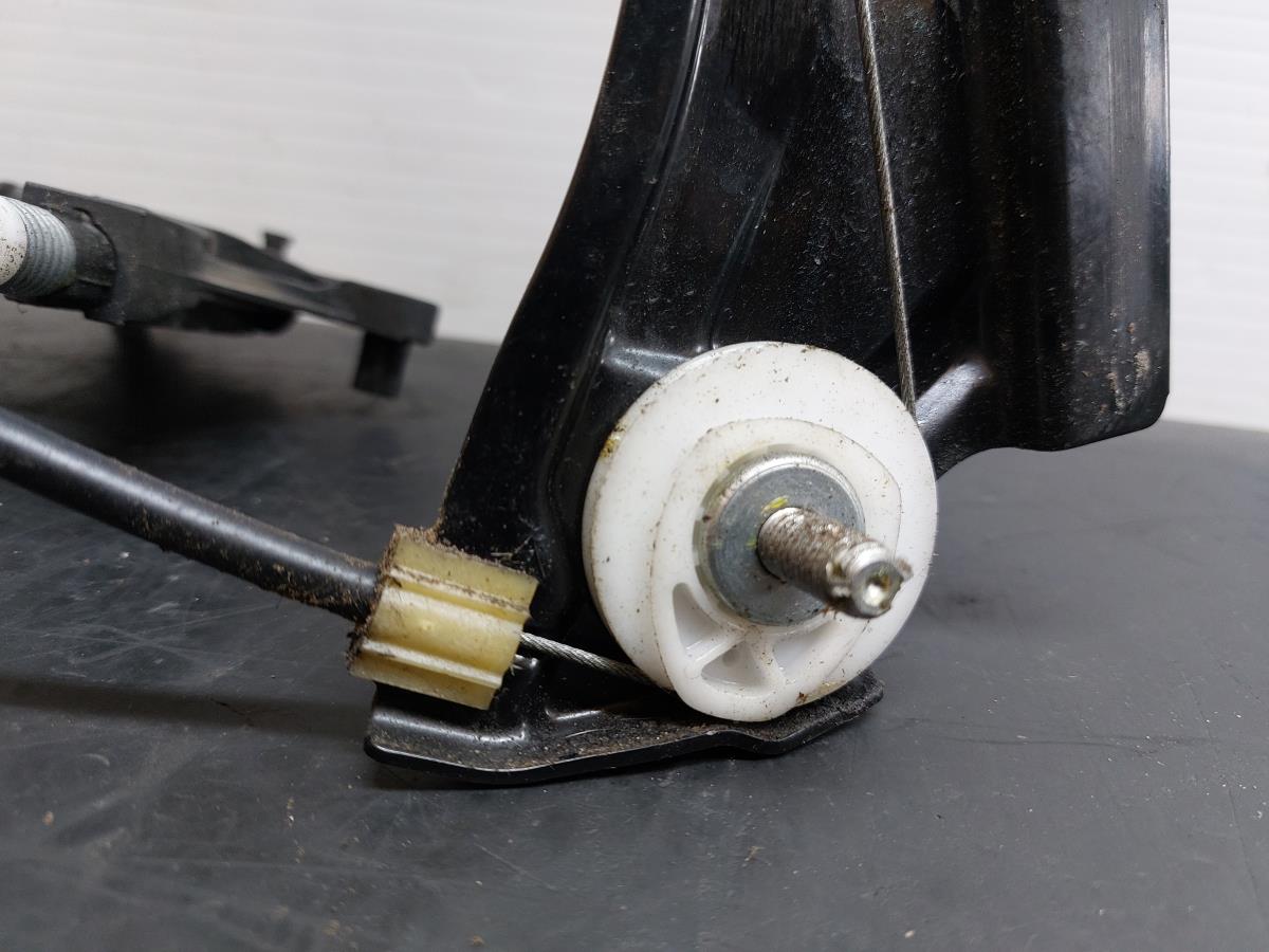 Lève-vitre avant gauche MERCEDES-BENZ Classe E Cabriolet (A207) Imagem-3