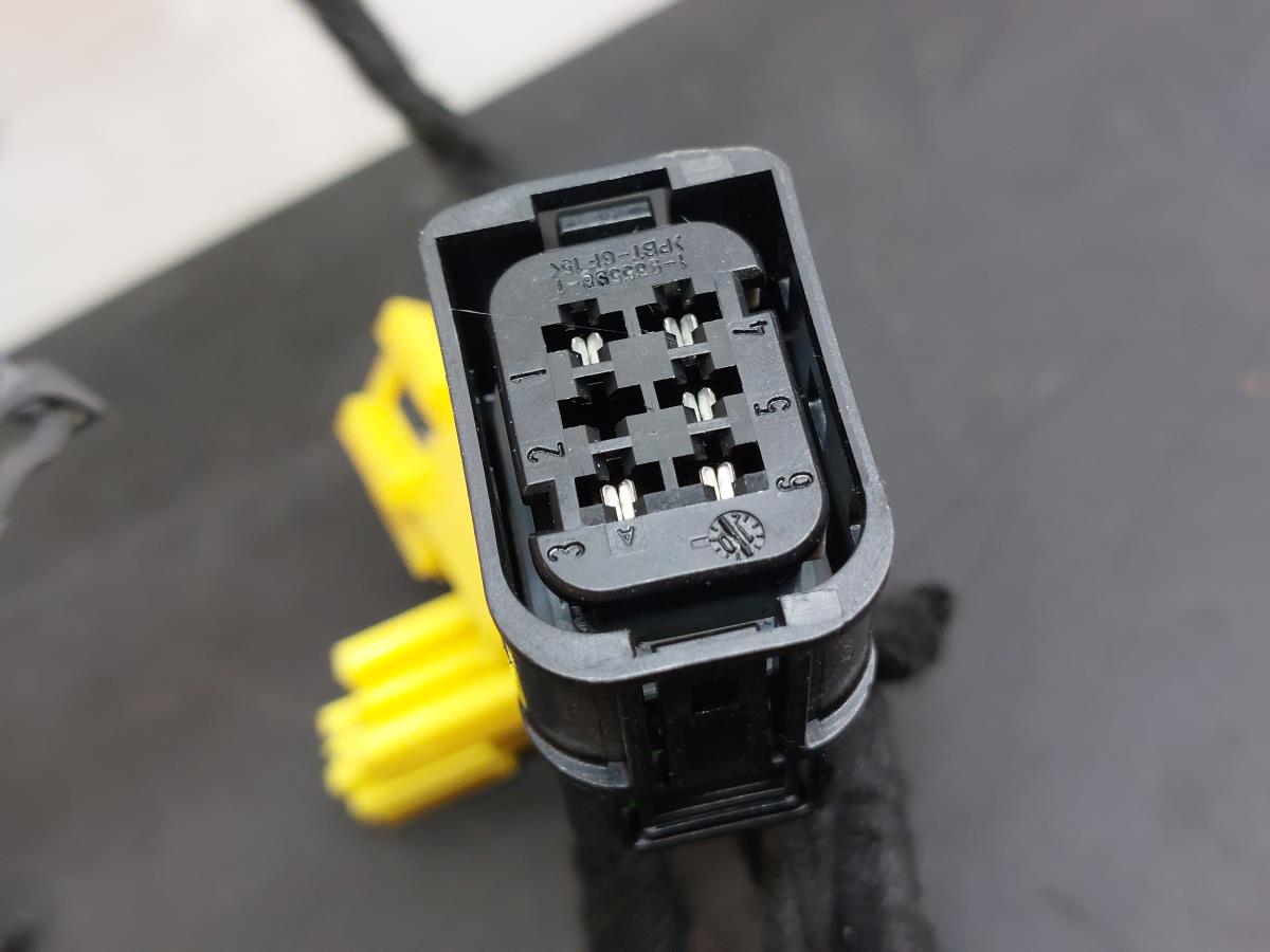 Impianto elettrico interno / cablaggio interno MERCEDES-BENZ Classe E Cabriolet (A207) Imagem-2