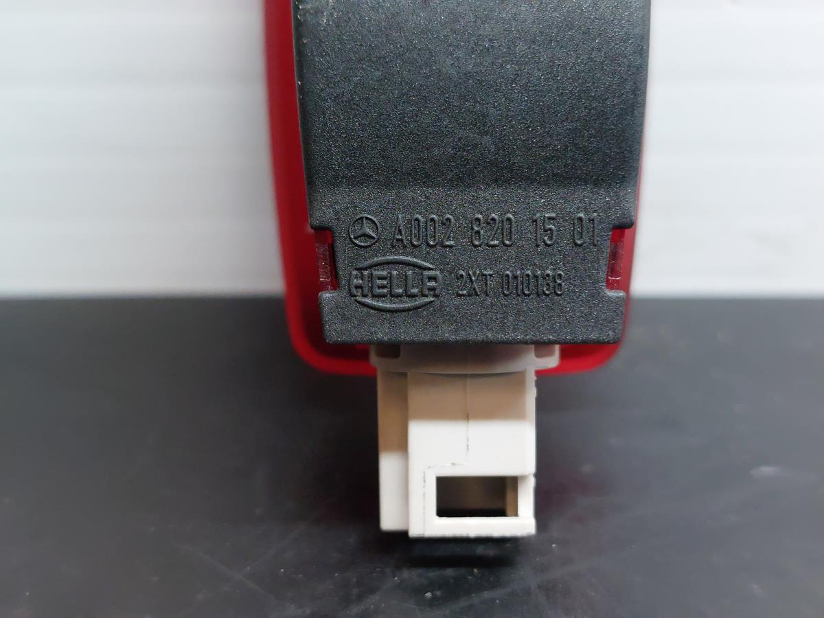 Interior light MERCEDES-BENZ Classe E Cabriolet (A207) Imagem-2