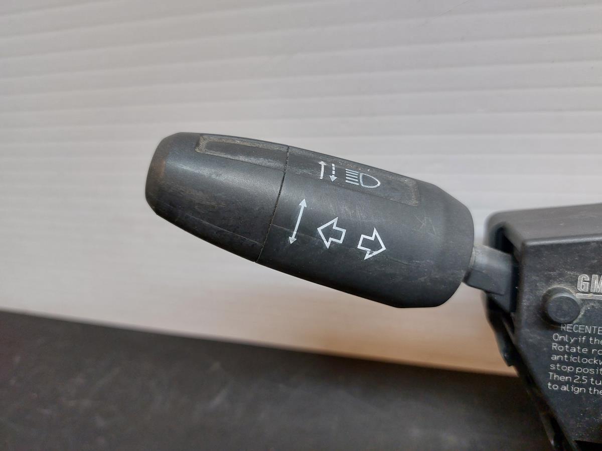 Ensemble leviers d'éclairage et essuie-glace OPEL Corsa D Imagem-1