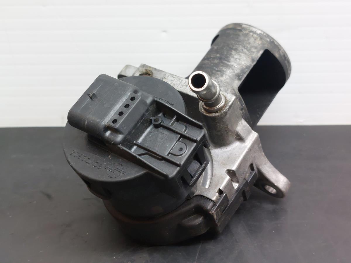 EGR valve MERCEDES-BENZ Classe E Cabriolet (A207) Imagem-1