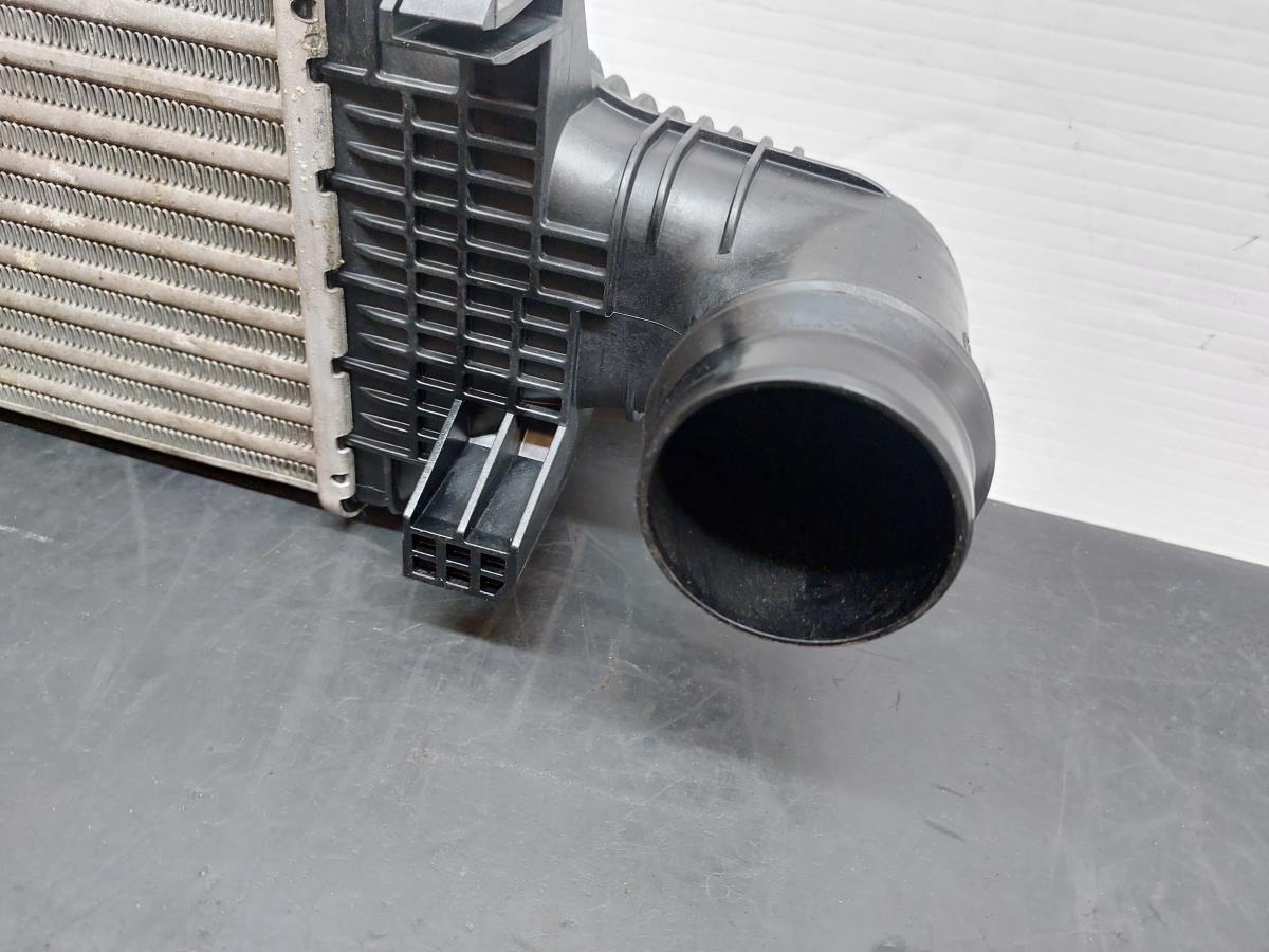 Radiateur d'intercooler MERCEDES-BENZ Classe E Cabriolet (A207) Imagem-2