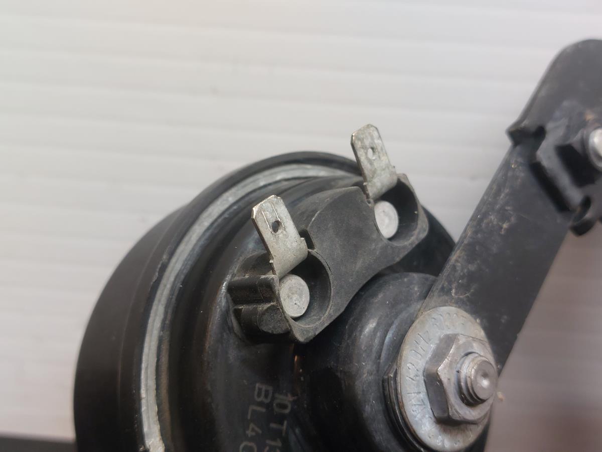 Horn MERCEDES-BENZ Classe E Cabriolet (A207) Imagem-3