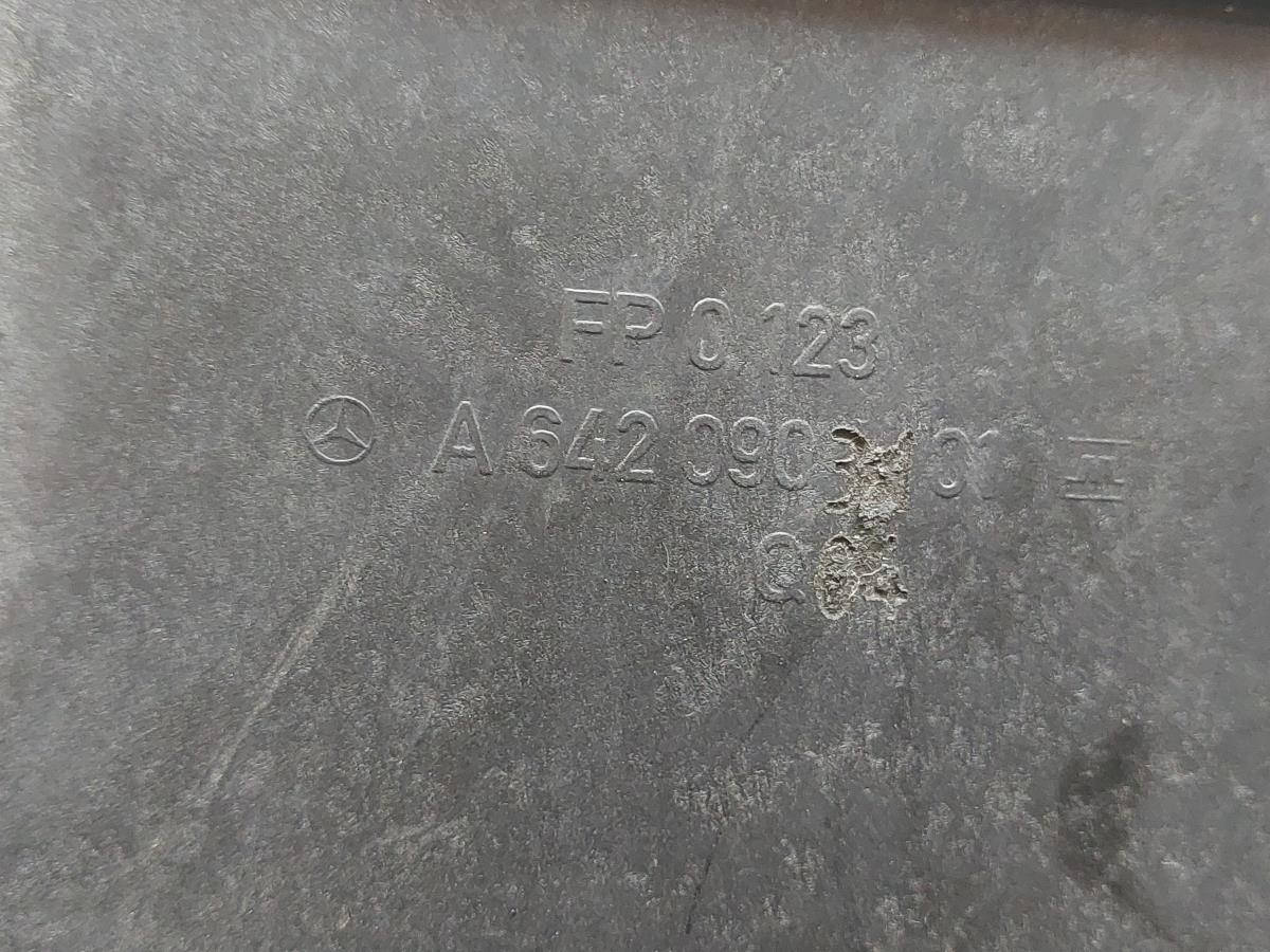 Boîtier filtre à air MERCEDES-BENZ Classe E Cabriolet (A207) Imagem-1