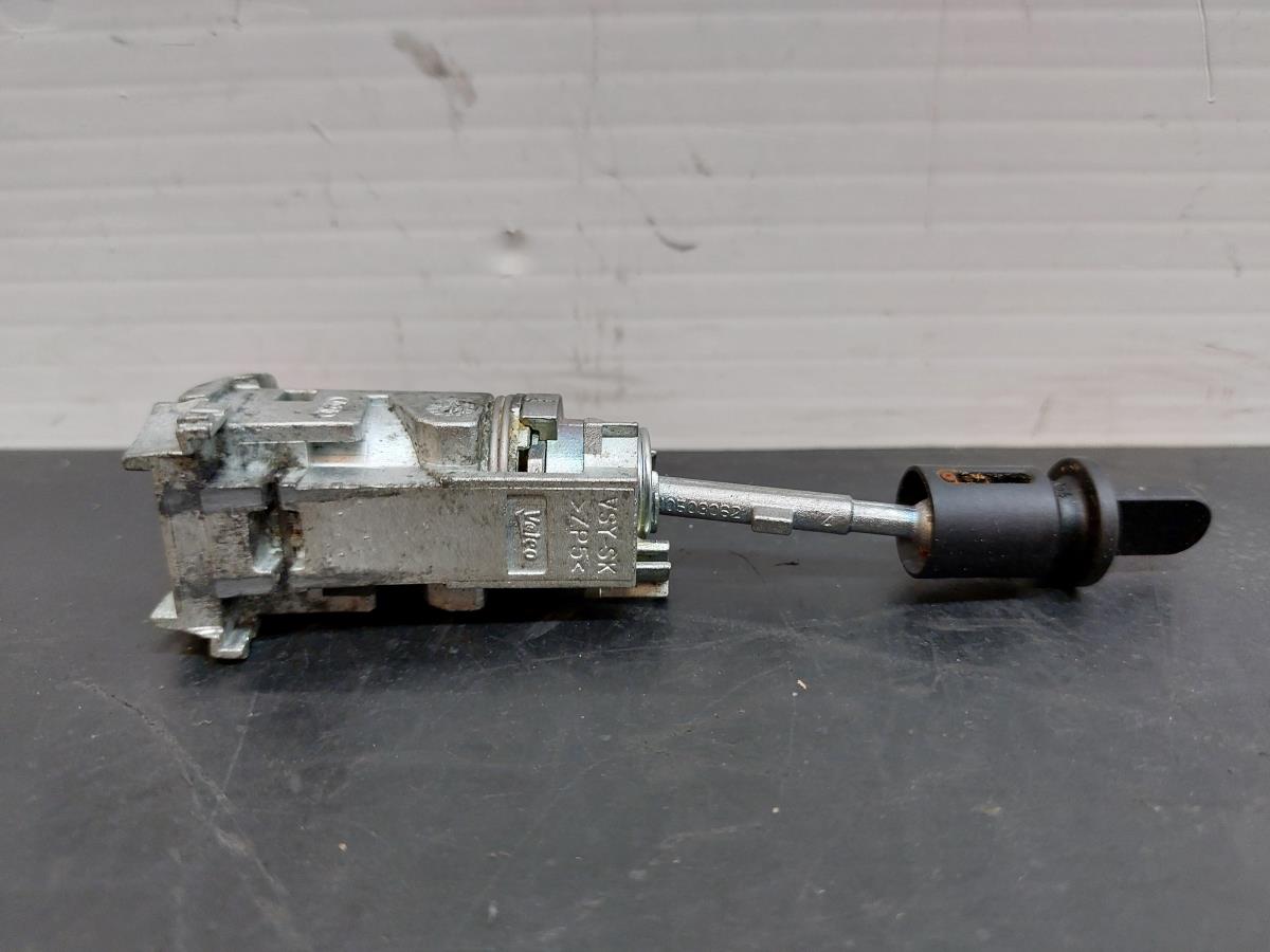 Canhão de porta AUDI A4 Avant (8K5, B8) Imagem-1