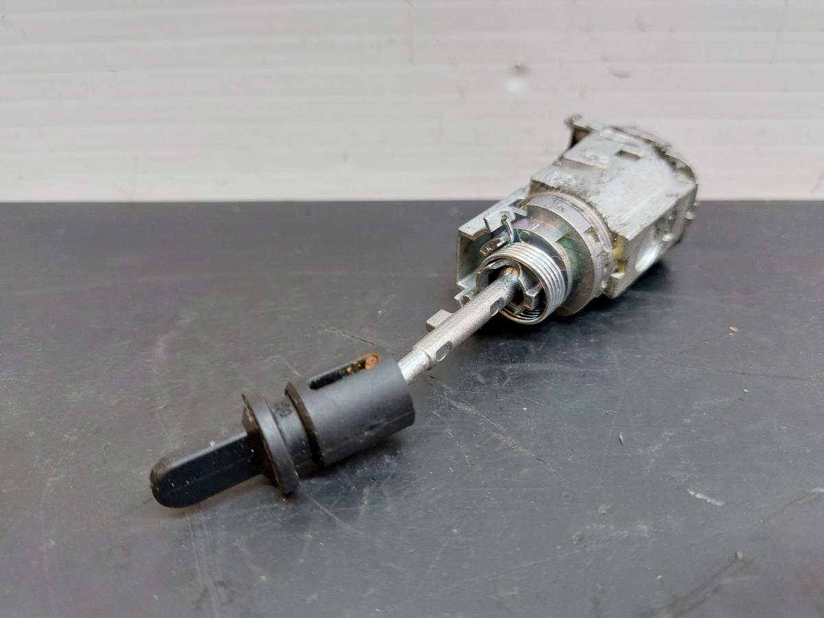 Canhão de porta AUDI A4 Avant (8K5, B8) Imagem-2