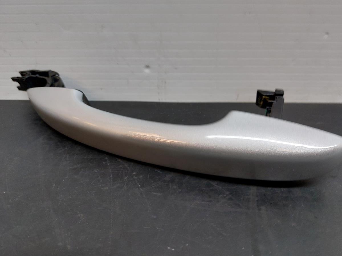 Puxador porta trás direito DACIA Jogger Imagem-1