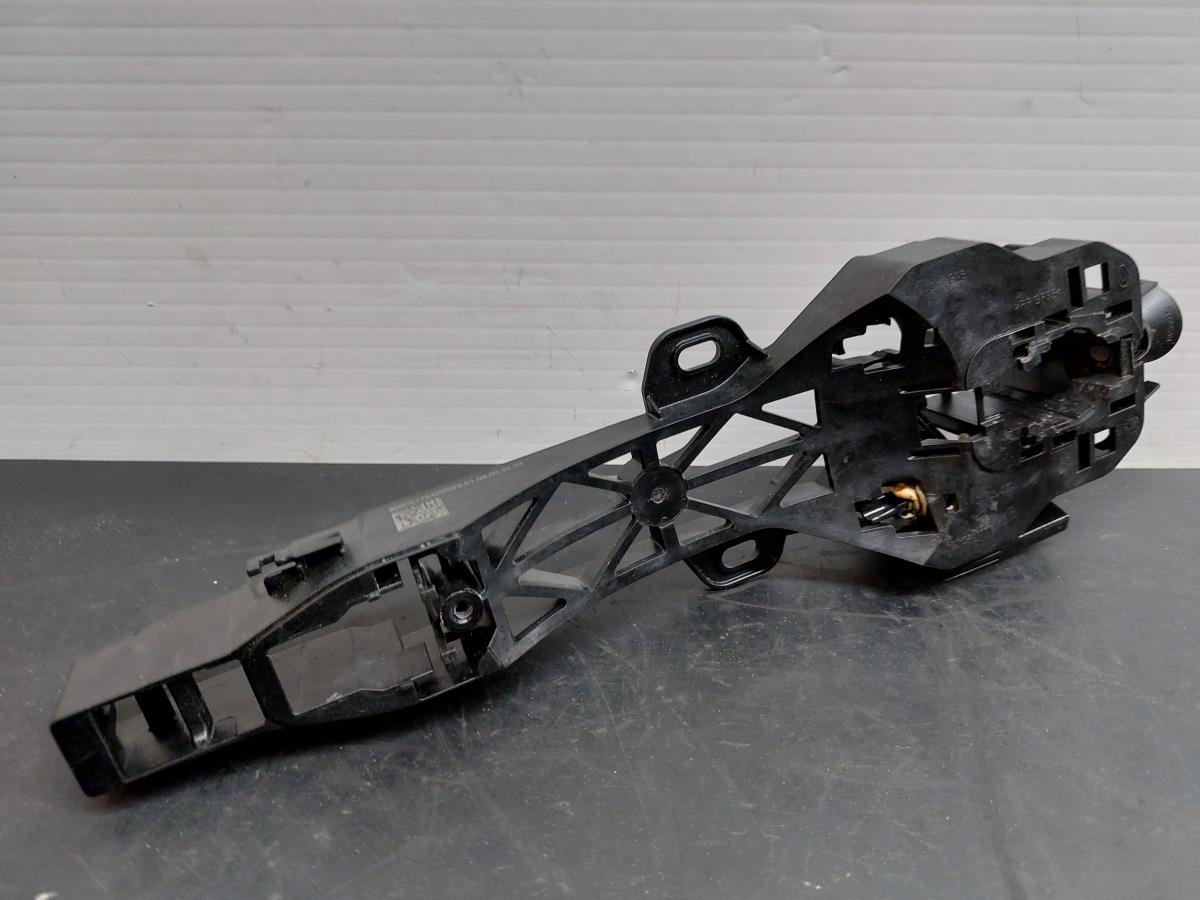 Suporte puxador porta trás direito DACIA Jogger