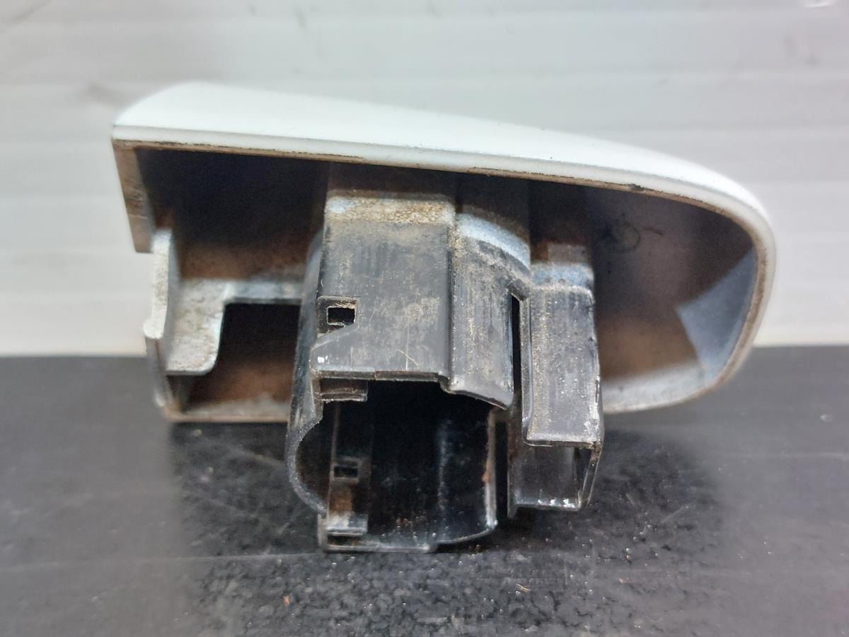 Capa do puxador da porta direita VOLVO V40 Hatchback Imagem-1