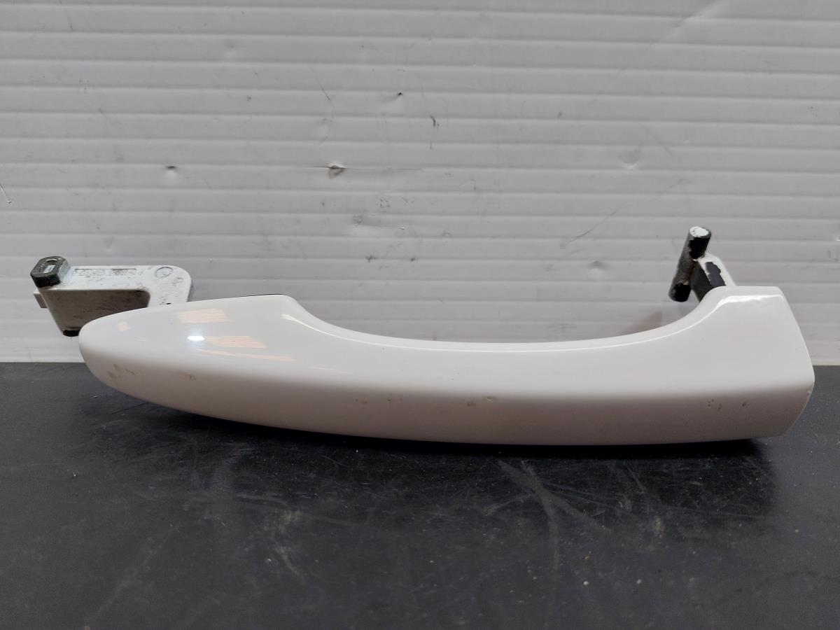 Puxador porta frente direita VOLVO V40 Hatchback Imagem-1