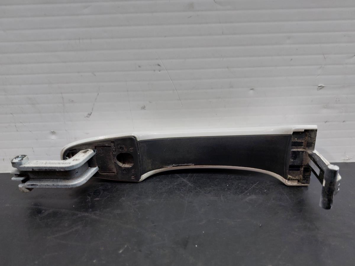Puxador porta frente direita VOLVO V40 Hatchback Imagem-3