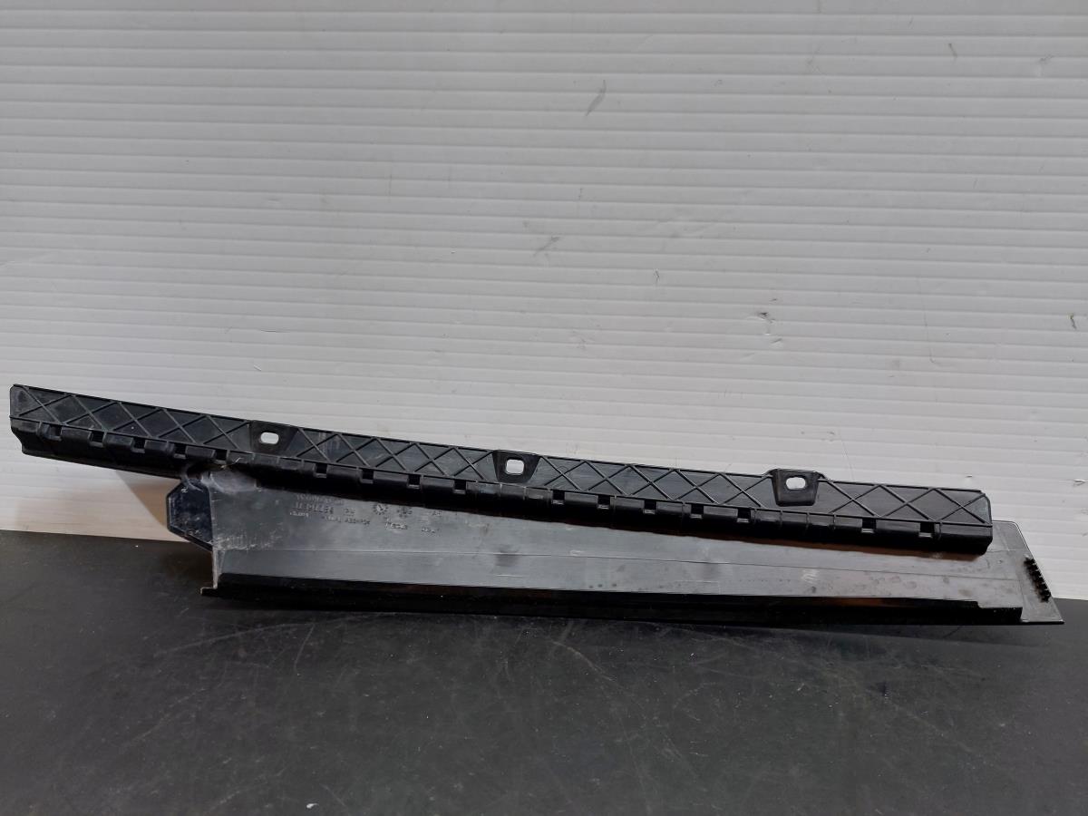 Friso da porta frente direita VOLVO V40 Hatchback Imagem-5