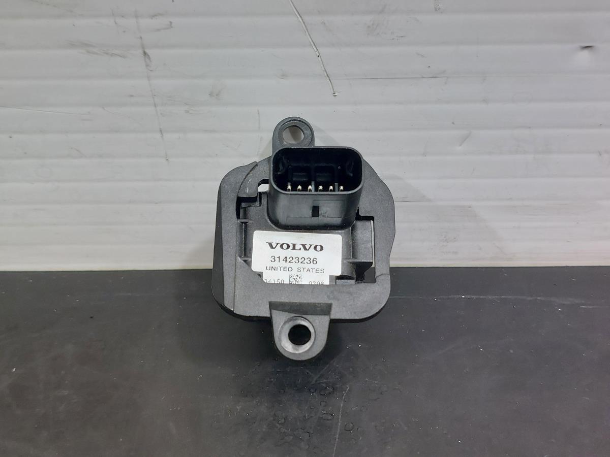 Câmera traseira VOLVO S60 II (134) Imagem-2