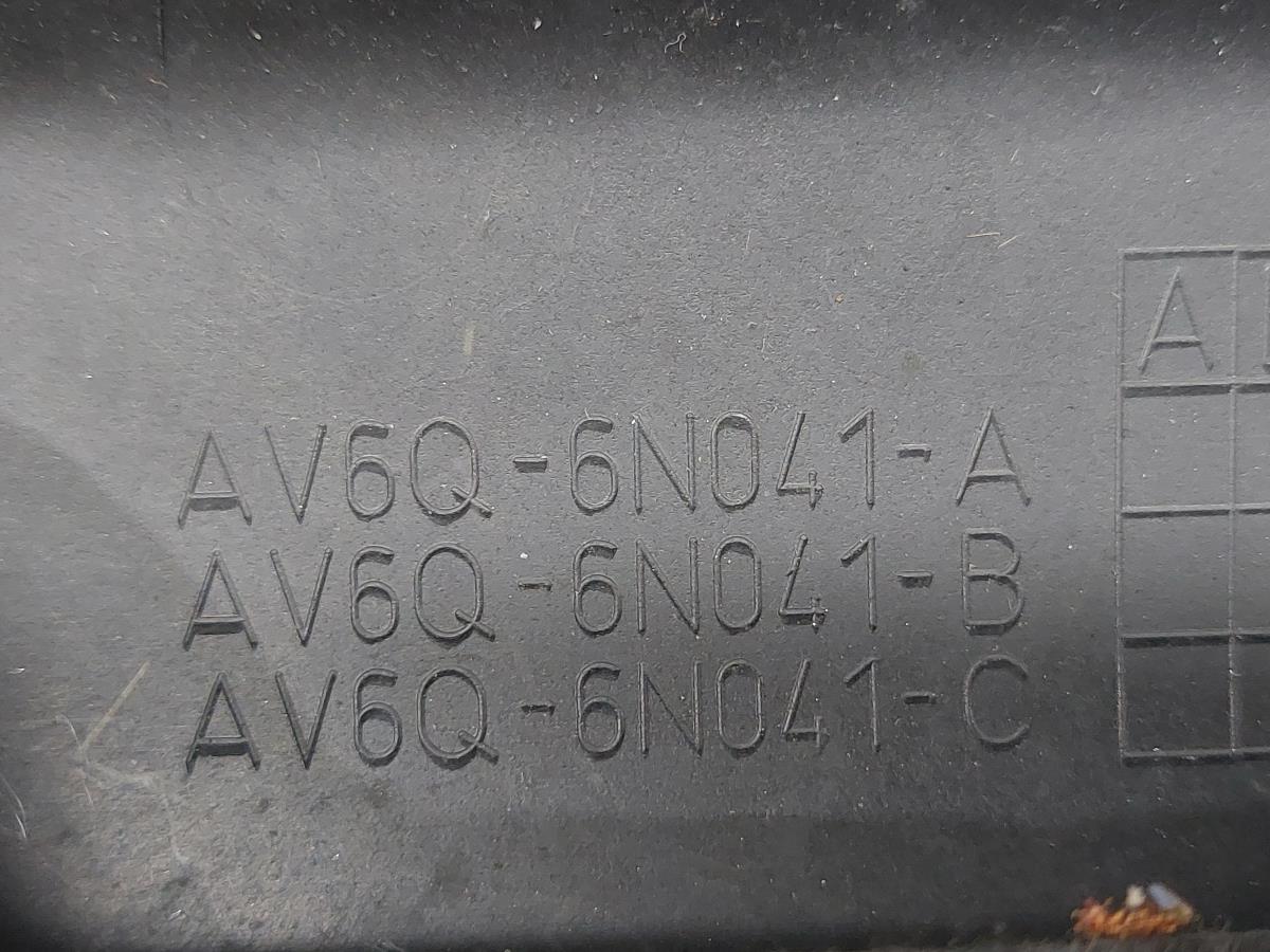 Cobertura do motor / blindagem superior do motor VOLVO V40 Hatchback Imagem-10