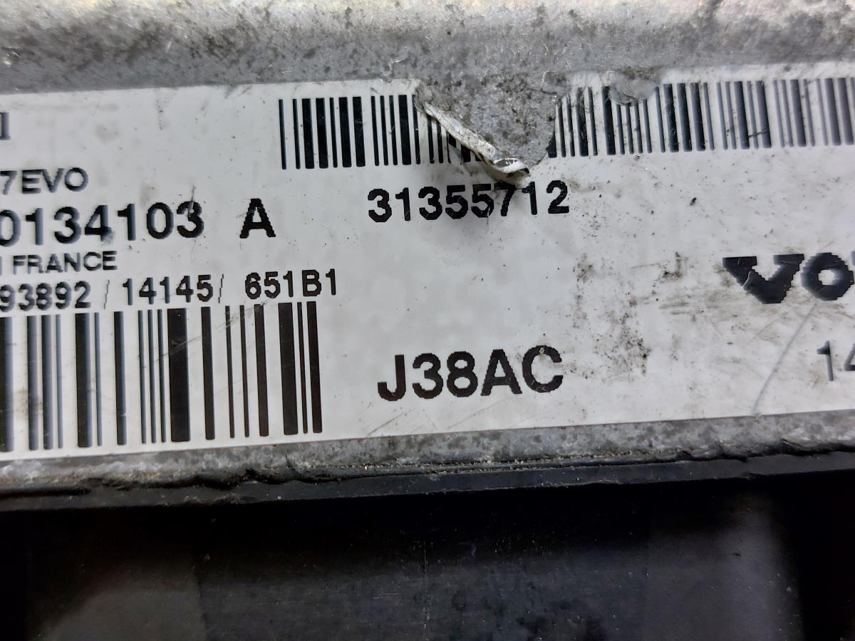 Centralina motor / ECU VOLVO V40 Hatchback Imagem-1