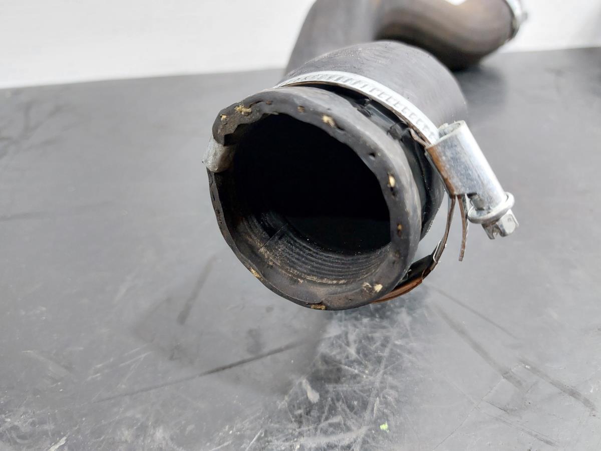Tubo intercooler VOLVO V40 Hatchback Imagem-3