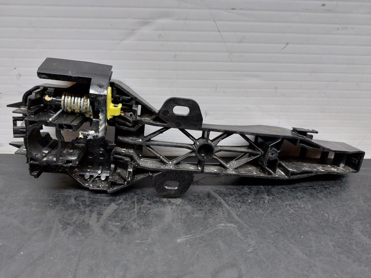 Suporte puxador porta frente direito DACIA Jogger Imagem-2