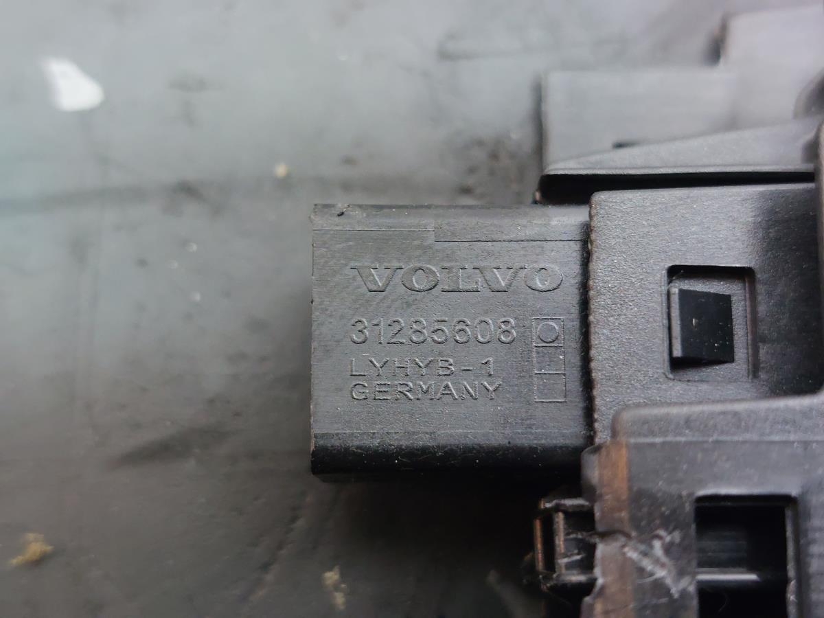 Módulo USB / AUX / IPOD VOLVO S60 II (134) Imagem-6