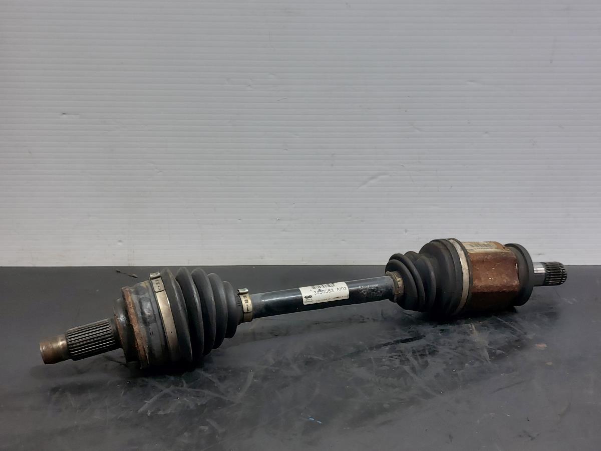 Transmissão frente esquerda BMW X3 (E83)