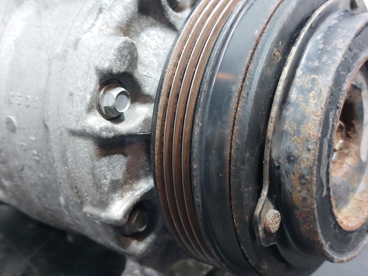 Compressore A/C BMW X3 (E83) Imagem-2