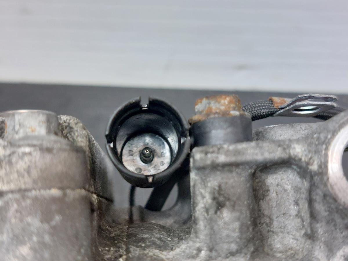 Compressore A/C BMW X3 (E83) Imagem-10