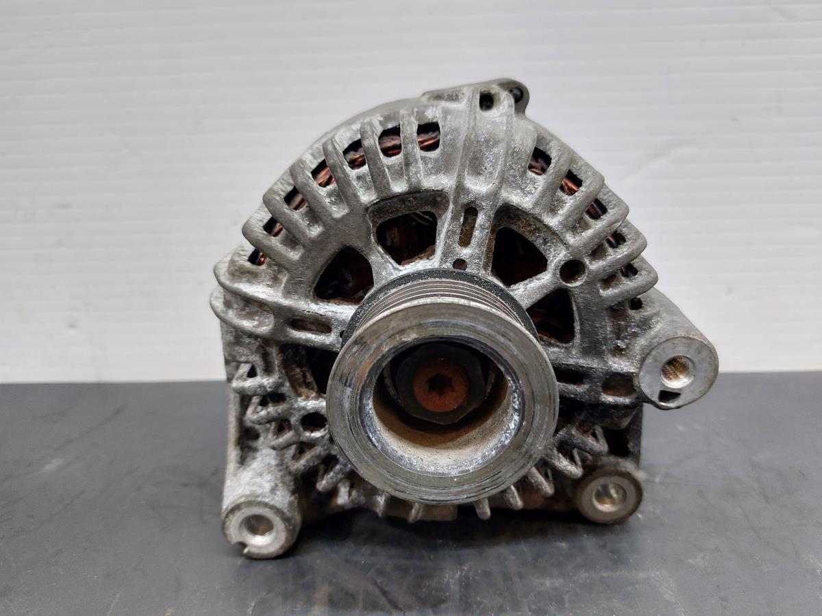 Alternador BMW X3 (E83) Imagem-1