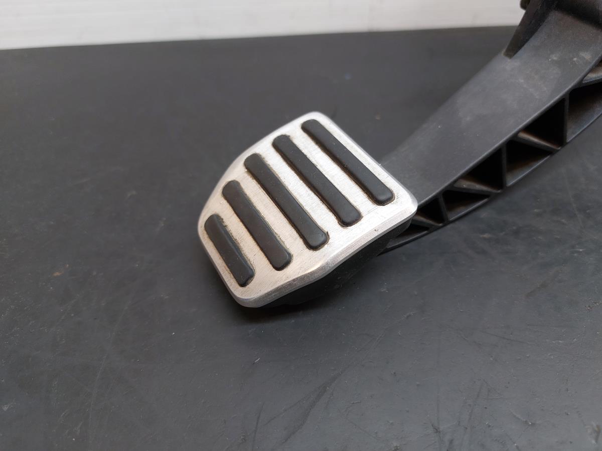 Pedal VOLVO S60 II (134) Imagem-3