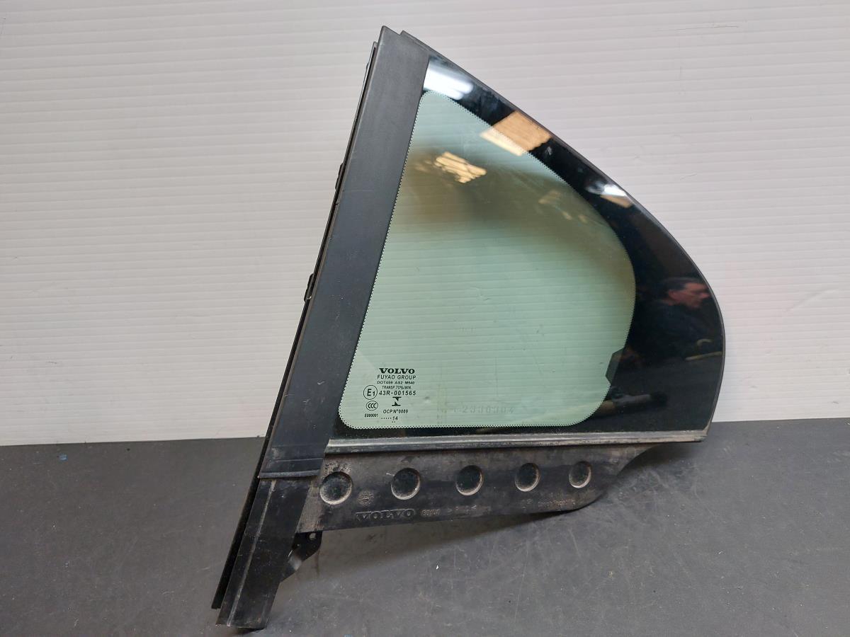 Vidro triangular da porta trás esquerdo VOLVO S60 II (134)