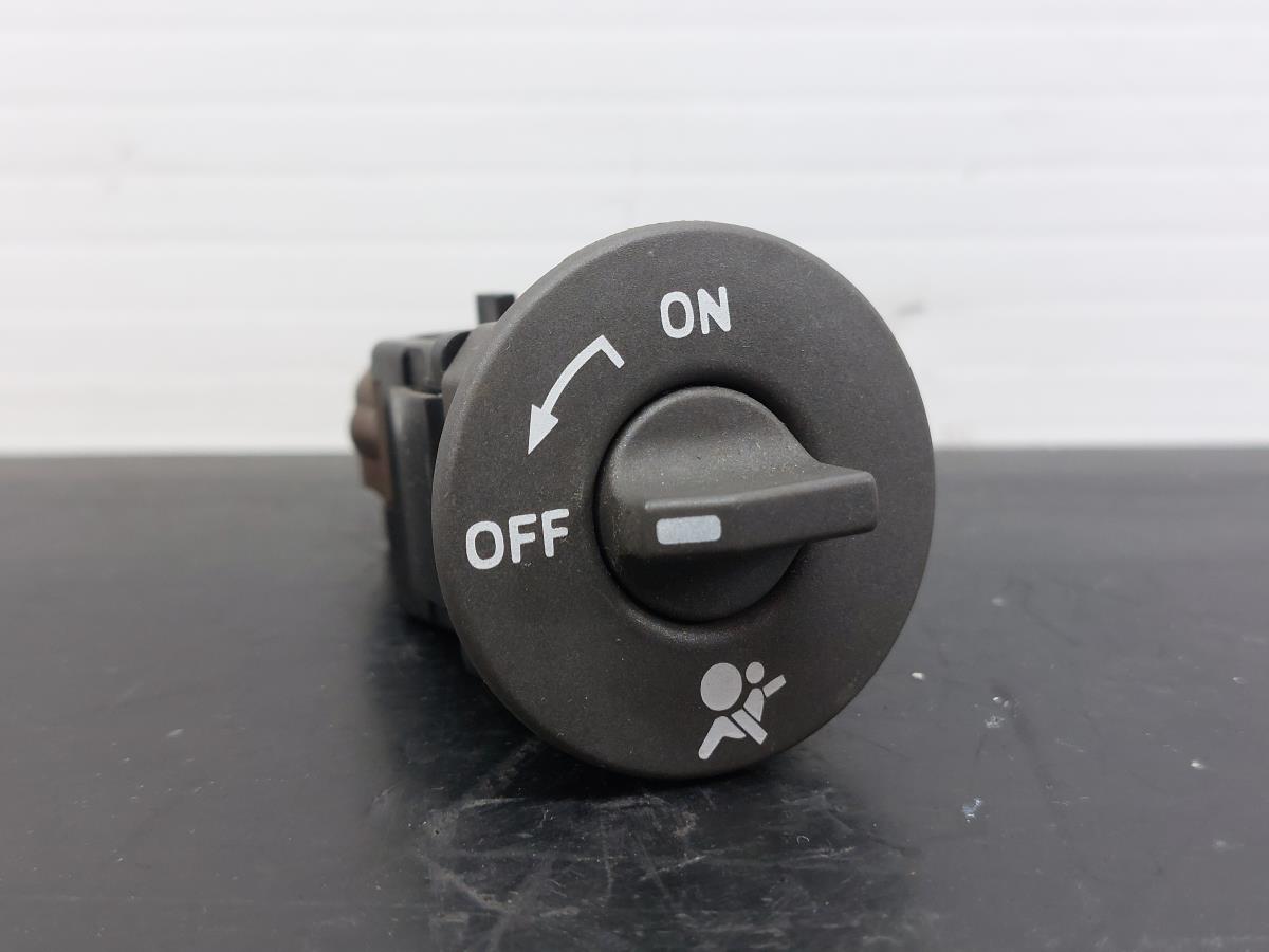 Botão / interruptor / sinal airbag off RENAULT Clio III (BR0/1, CR0/1)