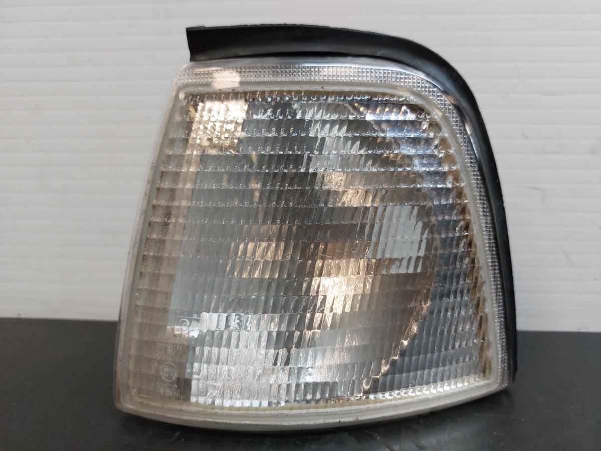 Clignotant avant gauche AUDI 80 (8C, B4)