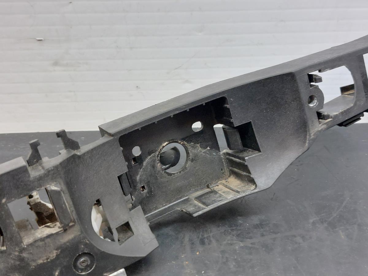 feu arriere droit passager peugeot 405 break