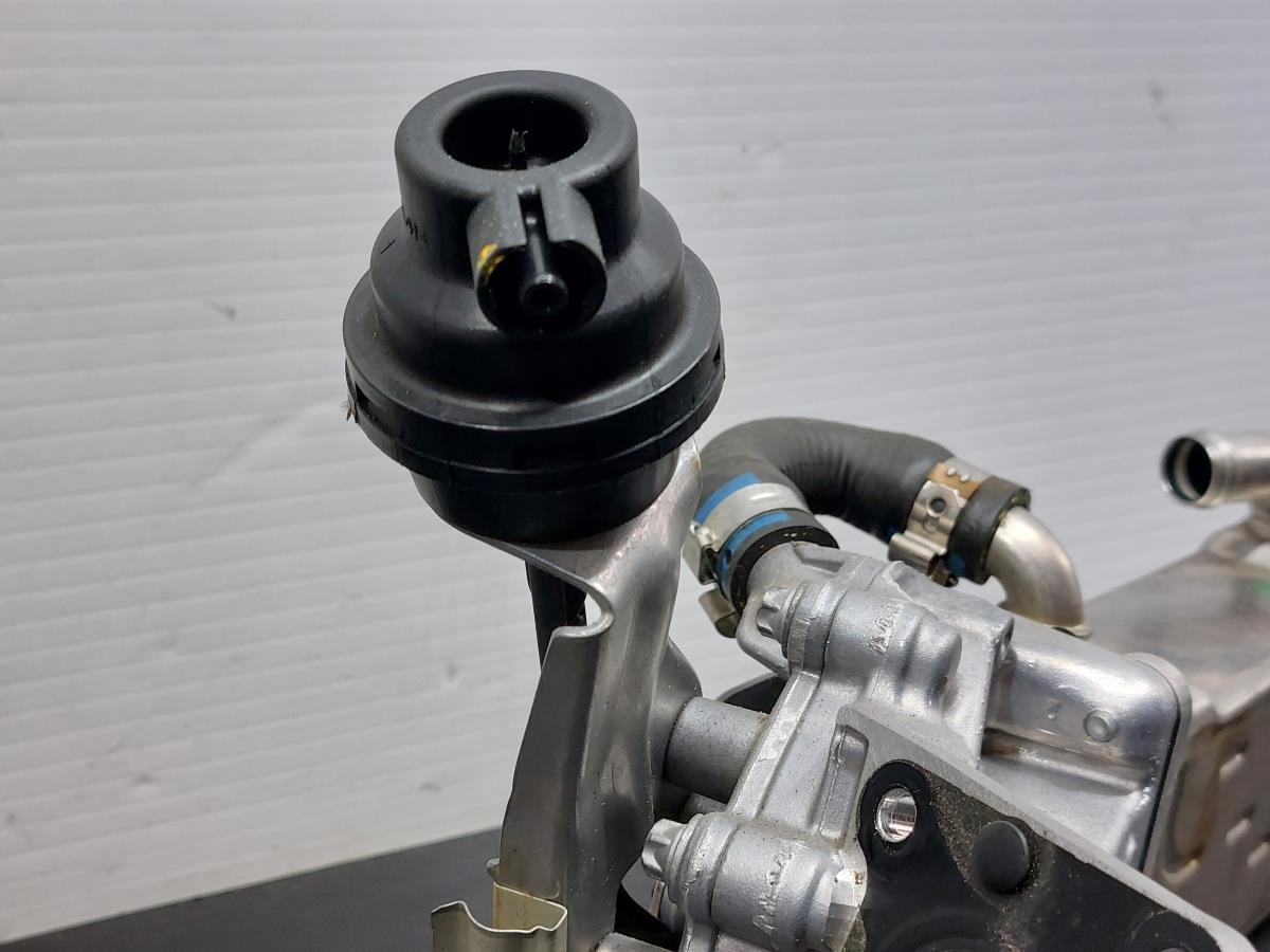 Radiador de gases / EGR INFINITI Q50 Imagem-6