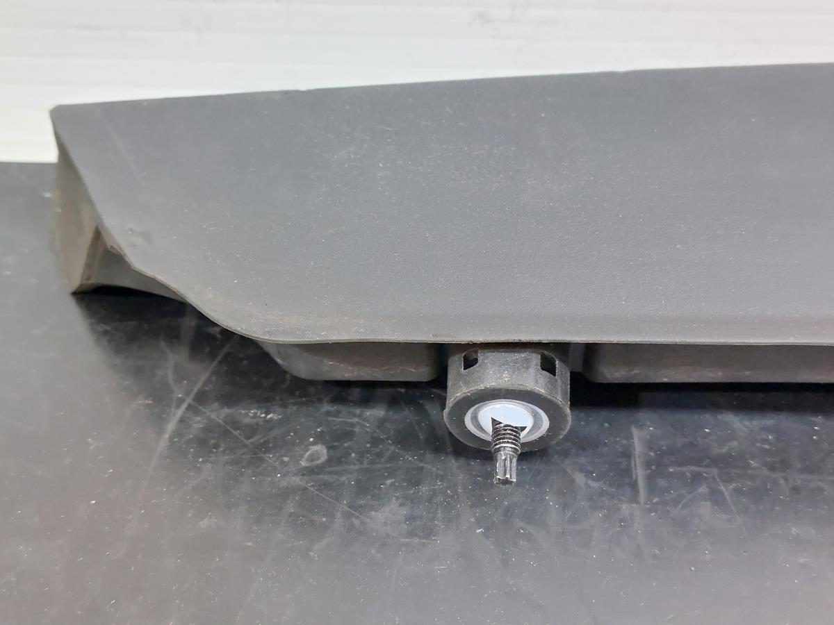 Modanatura porta / portellone bagagliaio BMW 7 (G11, G12) Imagem-10