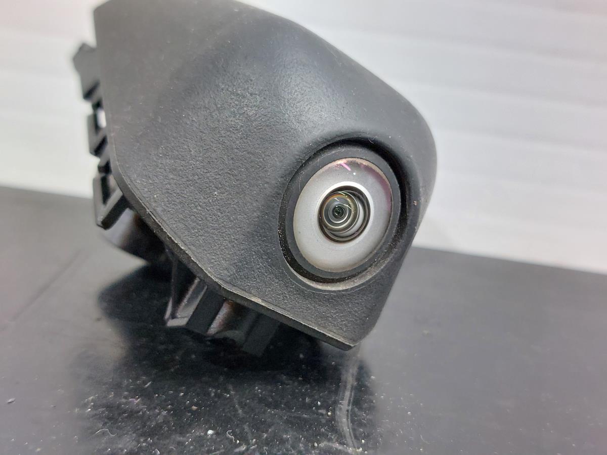 Câmera traseira BMW 7 (G11, G12) Imagem-5