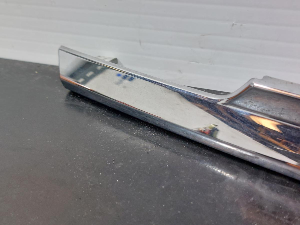 Modanatura porta / portellone bagagliaio BMW 7 (G11, G12) Imagem-1