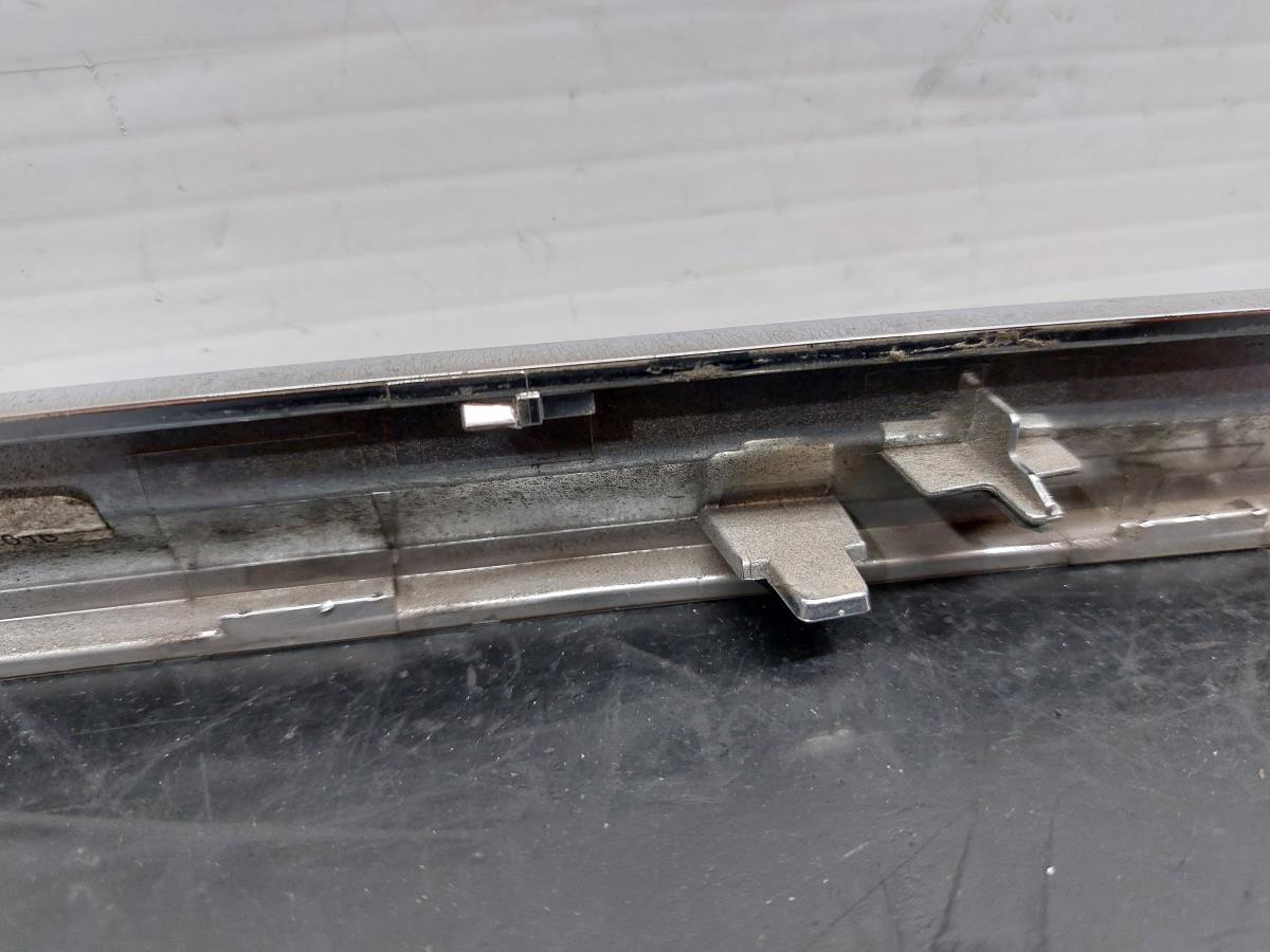 Modanatura porta / portellone bagagliaio BMW 7 (G11, G12) Imagem-13