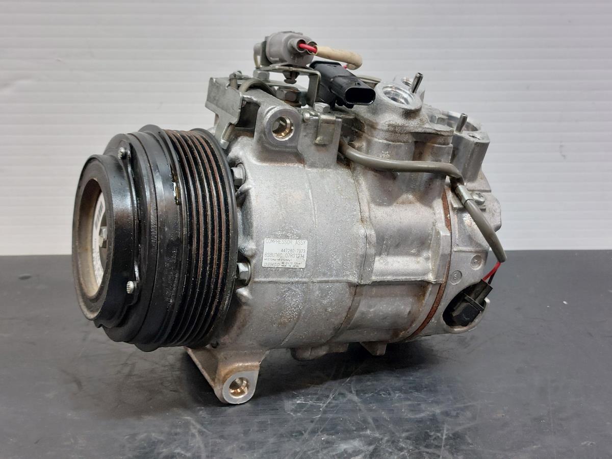 AC compressor INFINITI Q50