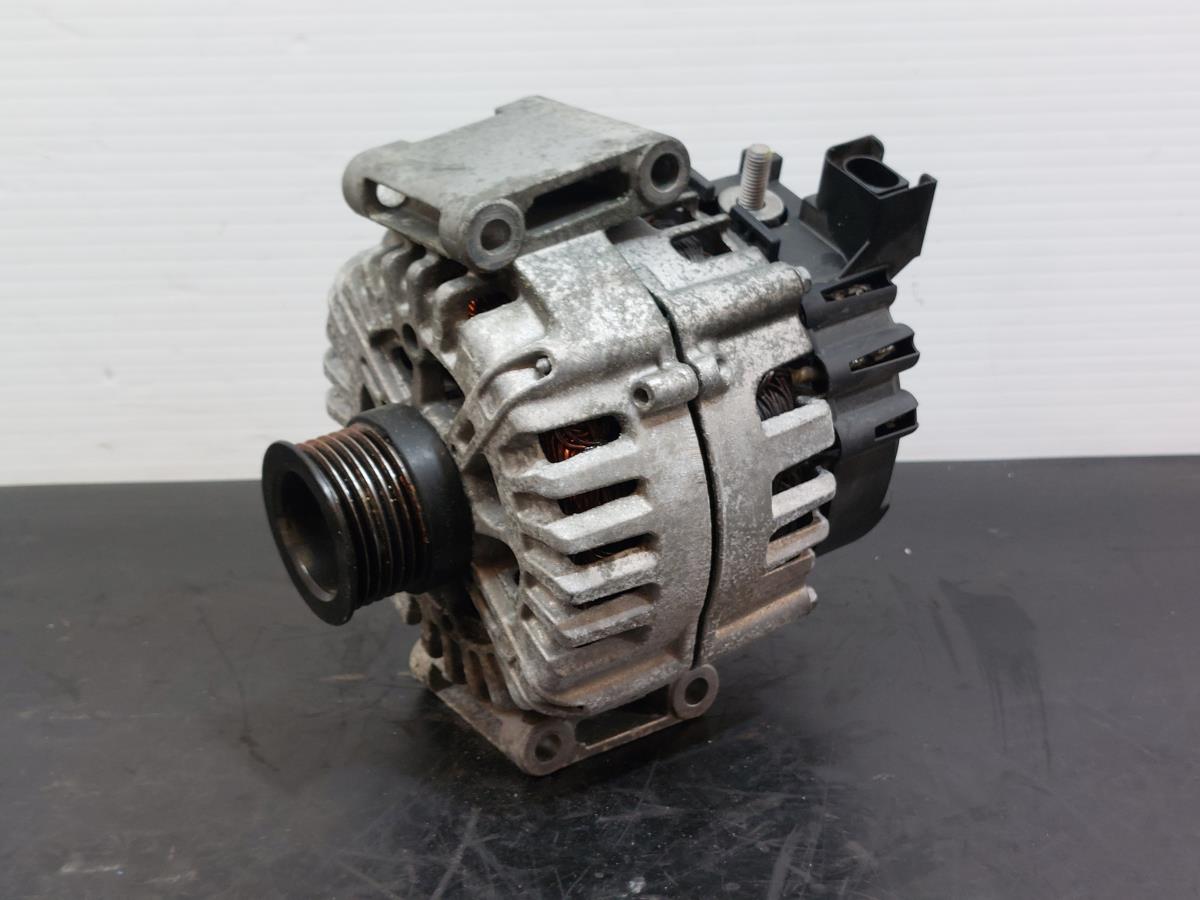 Alternator INFINITI Q50