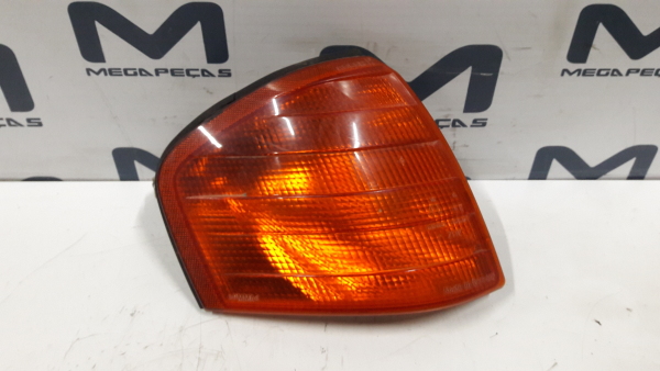 Freccia anteriore destra MERCEDES-BENZ Classe C (W202)