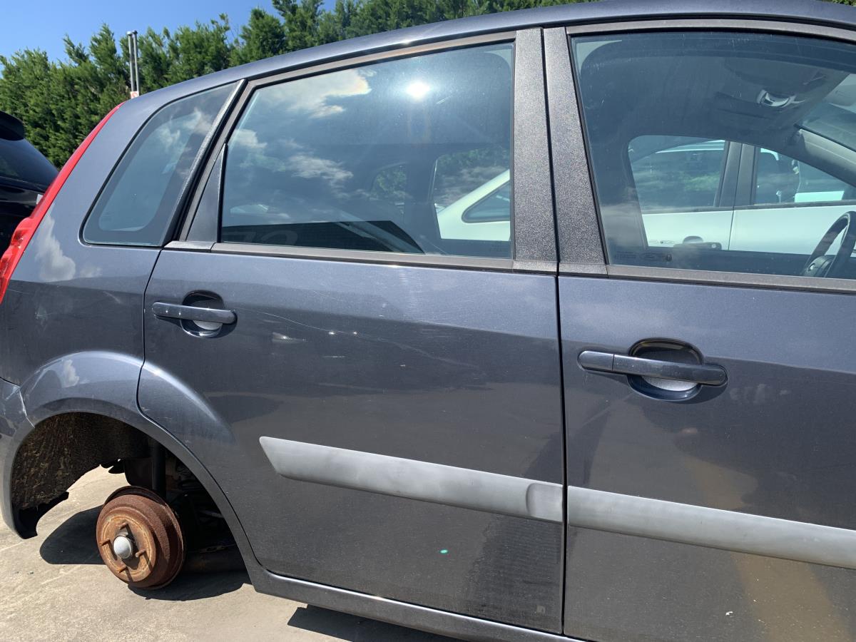 Porta trás direita FORD Fiesta V (JH_, JD_)