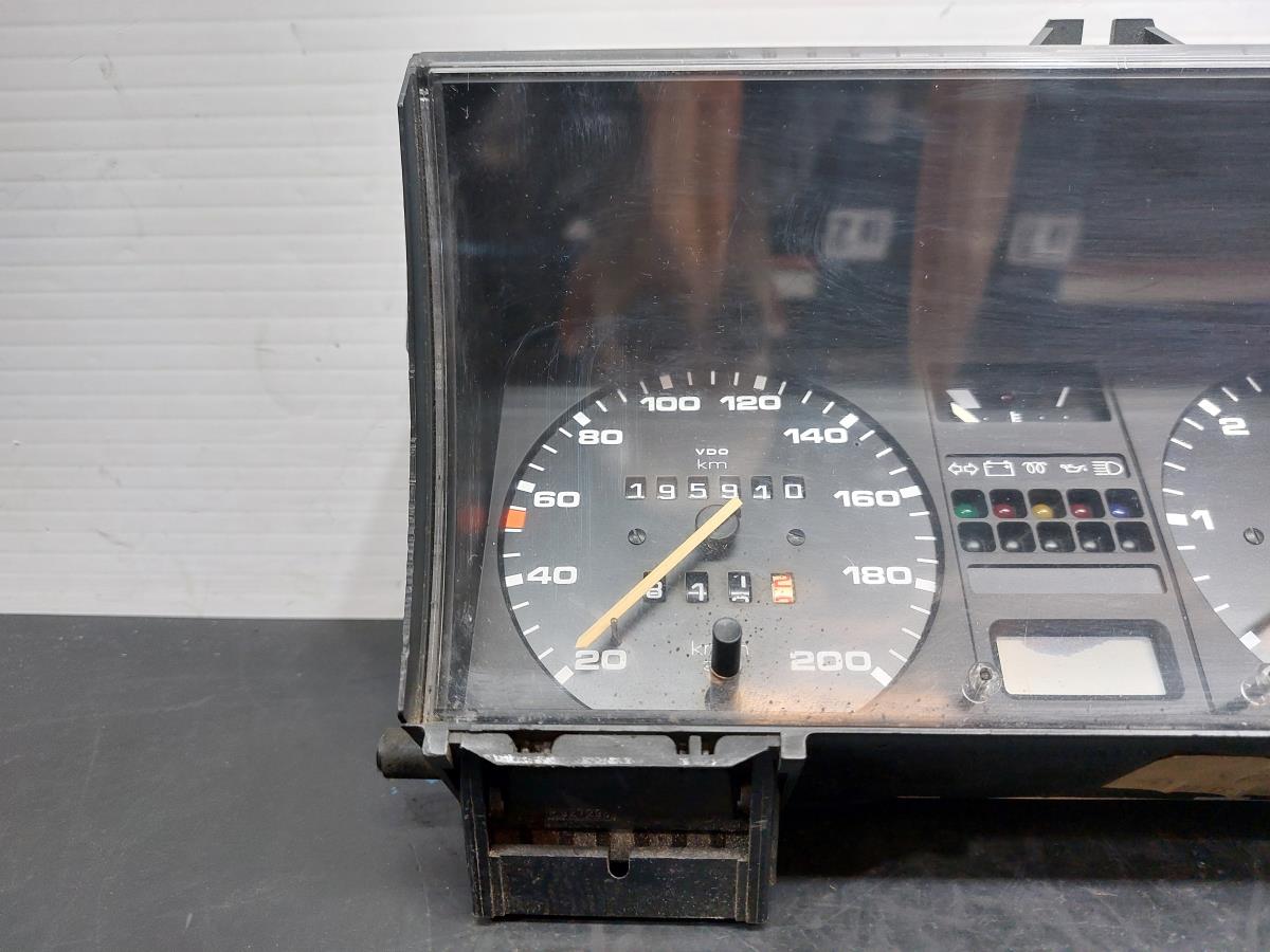 Quadrante / Cuadro de instrumentos VOLKSWAGEN Golf II (19E, 1G1) Imagem-1