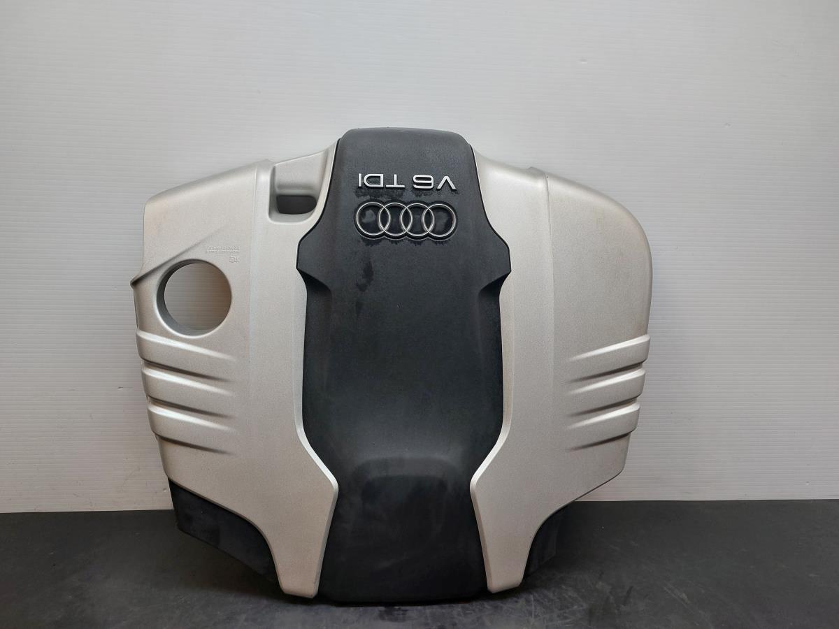 Cobertura do motor / blindagem superior do motor AUDI Q7 (4L)