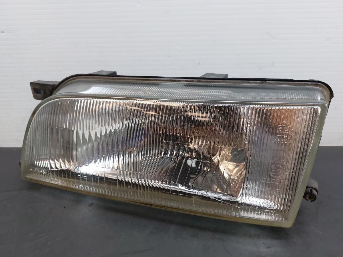 Ótica / farol esquerda NISSAN Sunny III Sedan (N14)