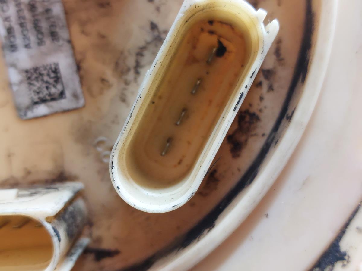 Pompe à carburant AUDI A3 Sportback (8VA, 8VF) Imagem-4